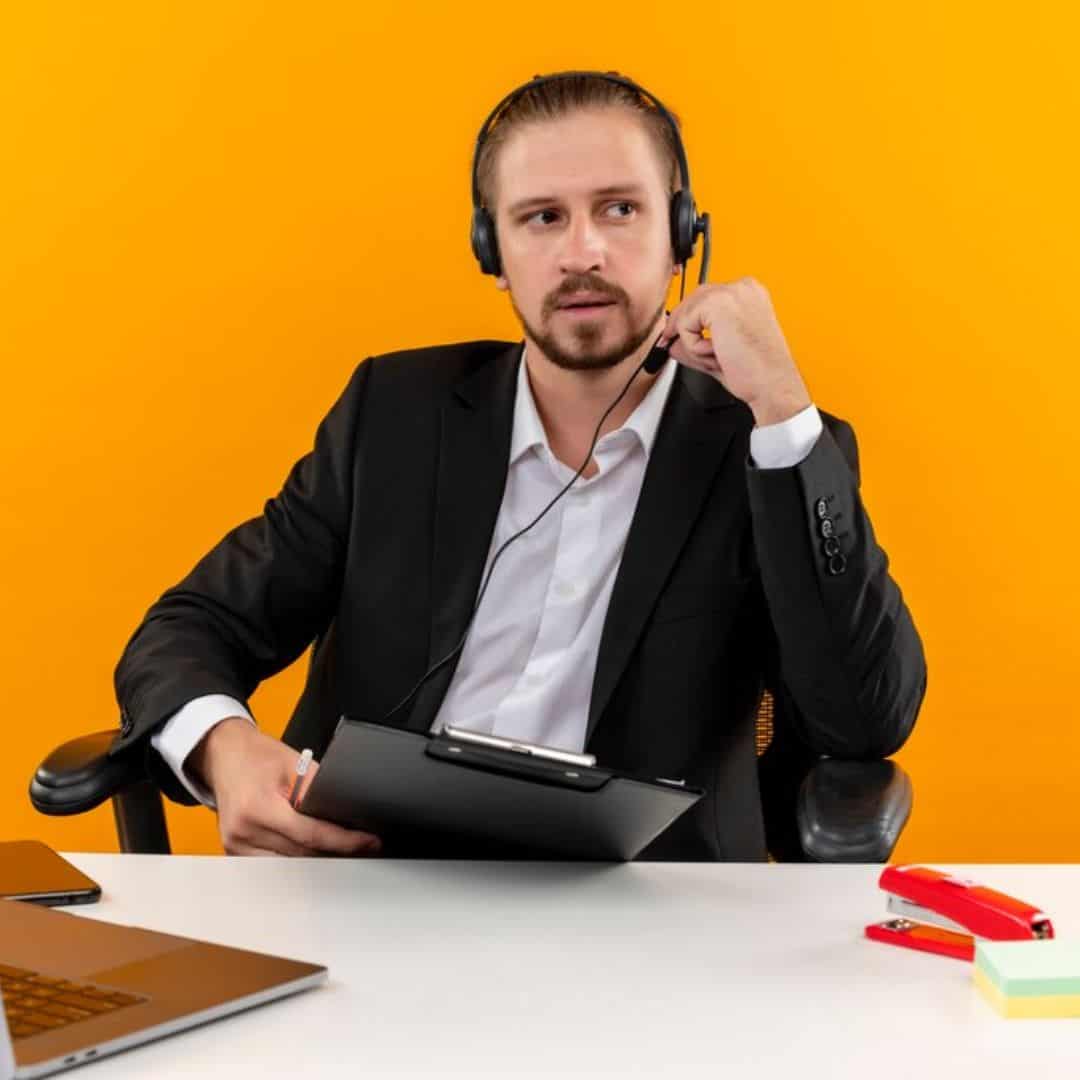 What does being a Telesales executive involve - NeoDove