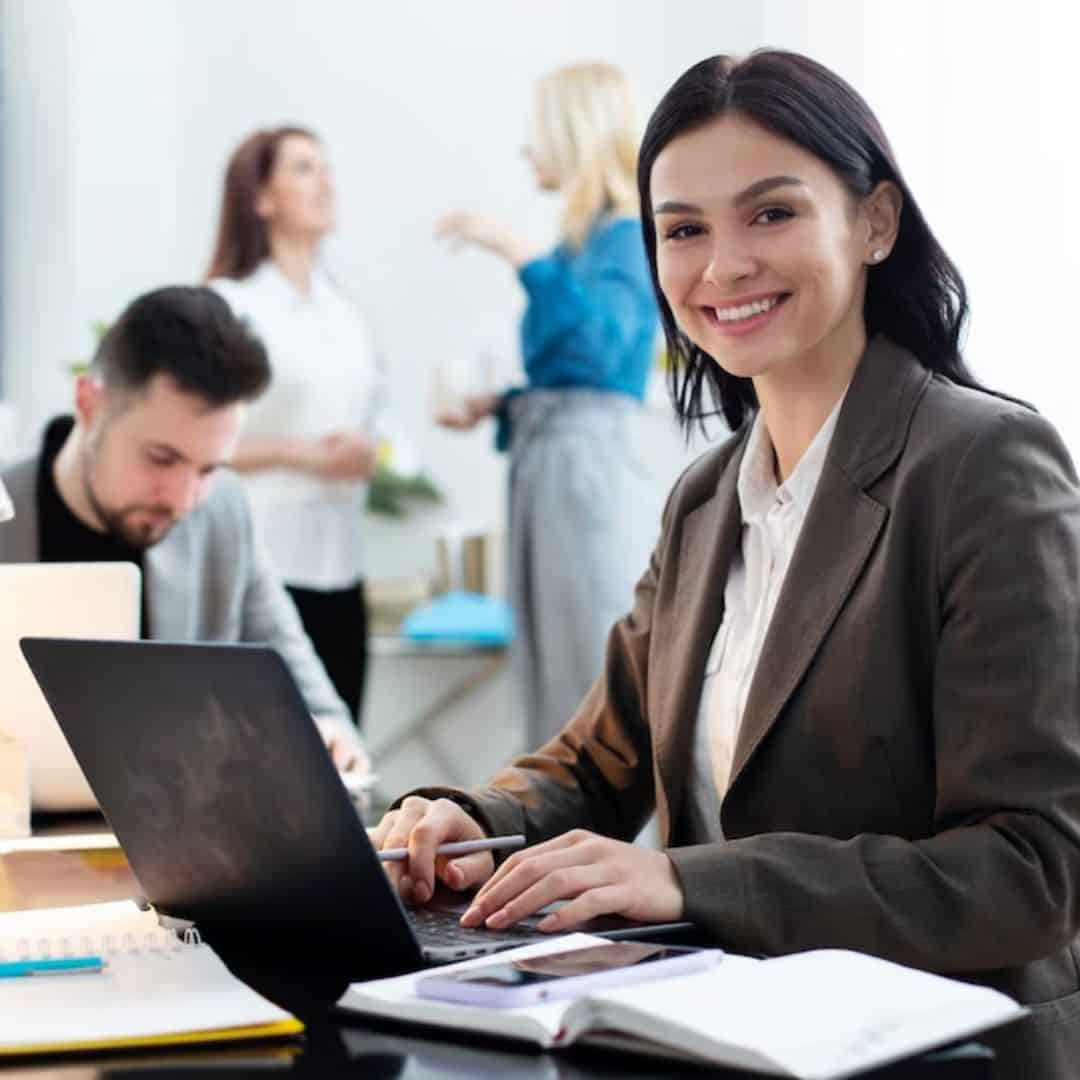 Top 5 Responsibilities of a Sales Manager - NeoDove